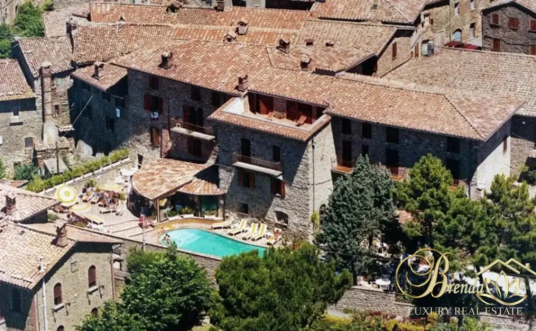 Hotel del siglo XVII en venta en la zona del lago Trasimeno (Umbria, Italia)