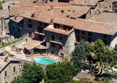 Hotel del siglo XVII en venta en la zona del lago Trasimeno (Umbria, Italia)